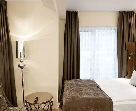 Otel Tivoli And Congress Center *