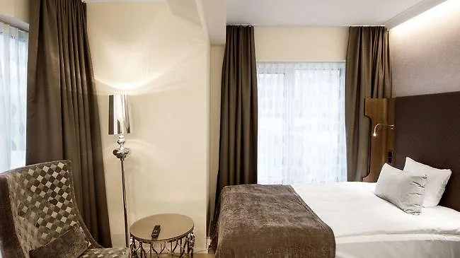 Hotel Tivoli And Congress Center *